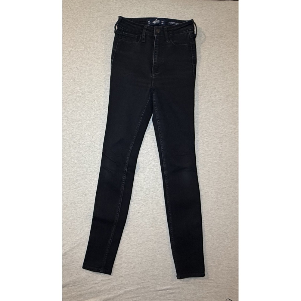 hollister slim straight jeans women. w24xL28. size 0. black/Charcol jean